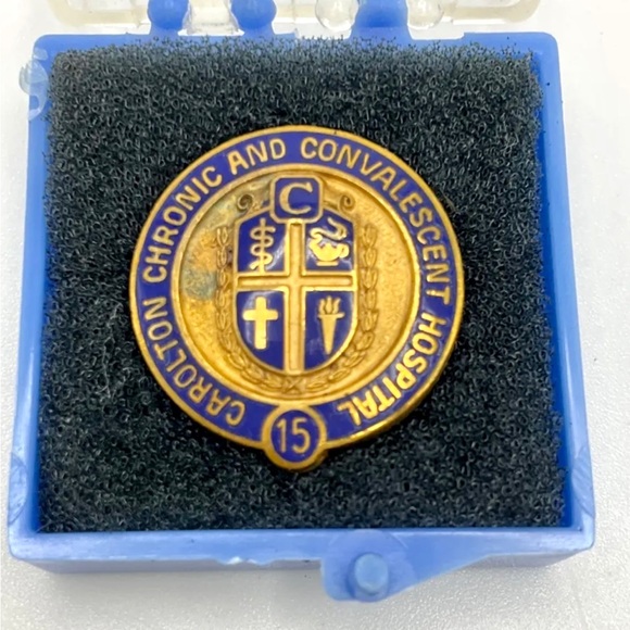 Rare Vintage Carlton Chronic And Convalescent HOSPITAL Gold Filled Pin Pollock - Picture 2 of 8
